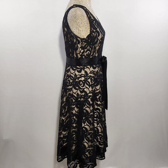 Tahari Arthur S Lavine Women's Size 8 Black Lace Sleeveless V-Neck Zip Dress - Picture 7 of 15